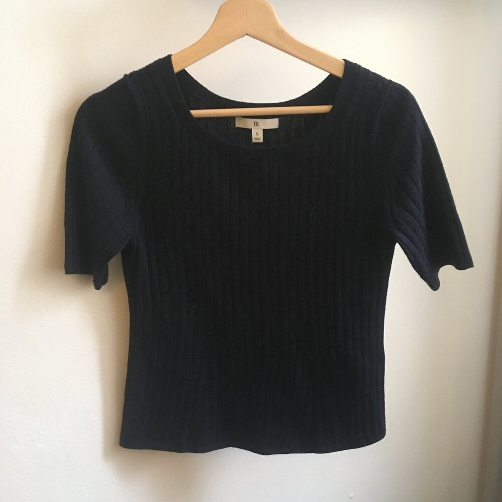 100% Merino wool navy blue Banana Republic half sleeve sweater (size small)